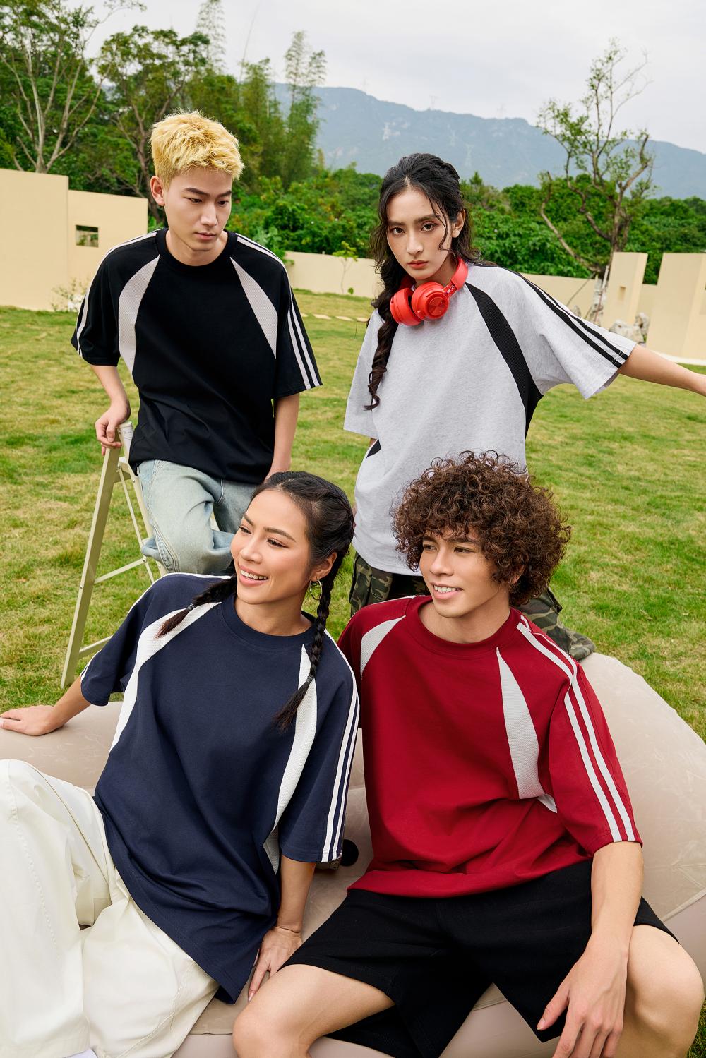 240克纯棉撞色拼接潮流休闲运动落肩圆领定制